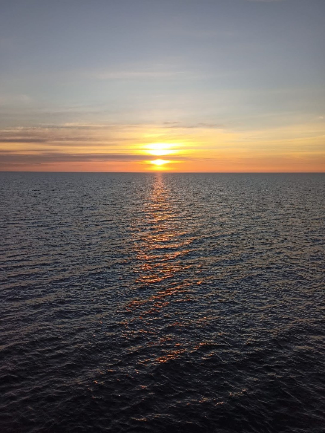 Sonnenuntergang über dem Meer